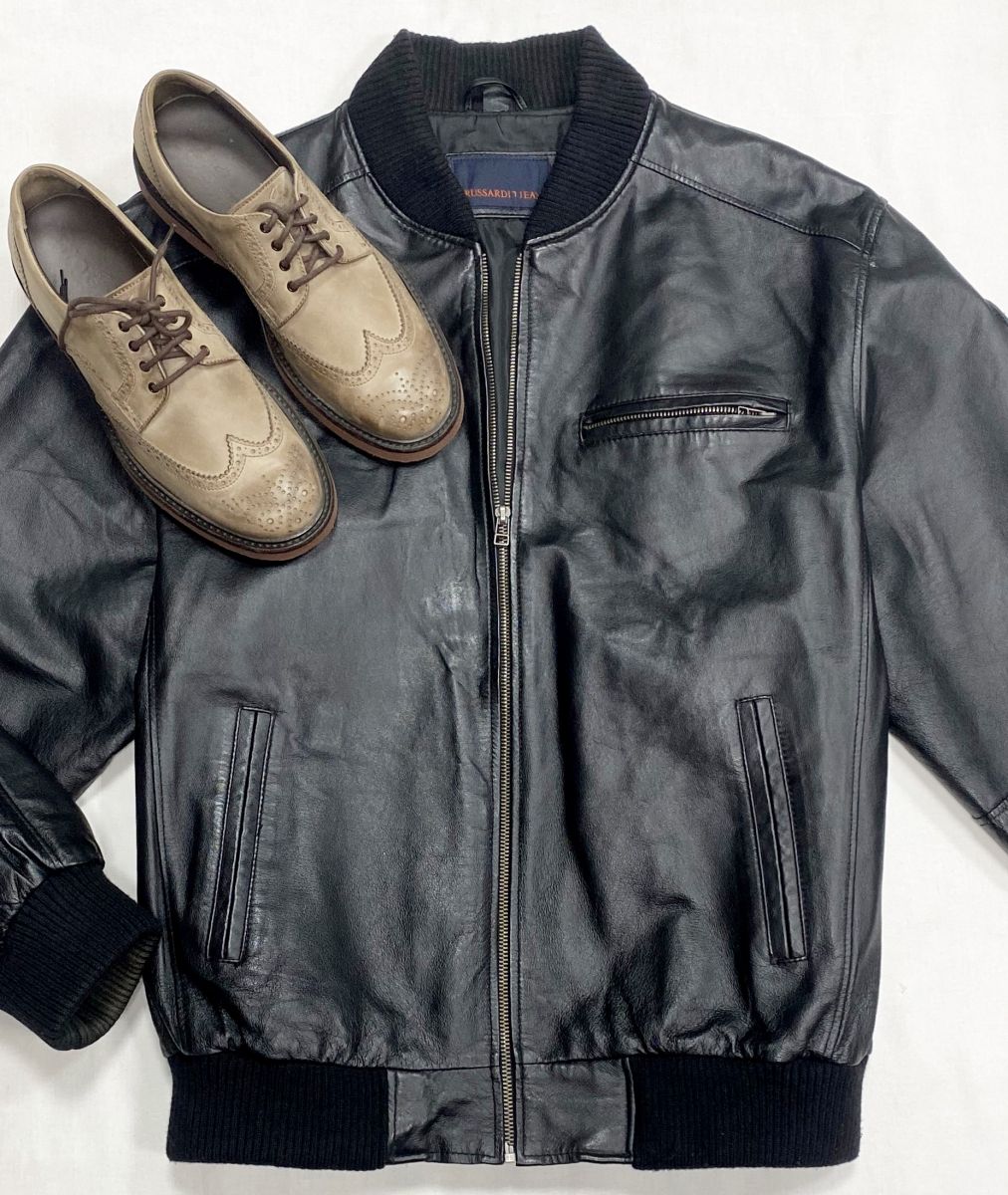 #mechtamen Куртка /кожа/ Trussardi размер M цена 15 655 руб
Ботинки Hogan размер 41.5 цена 9 393 руб