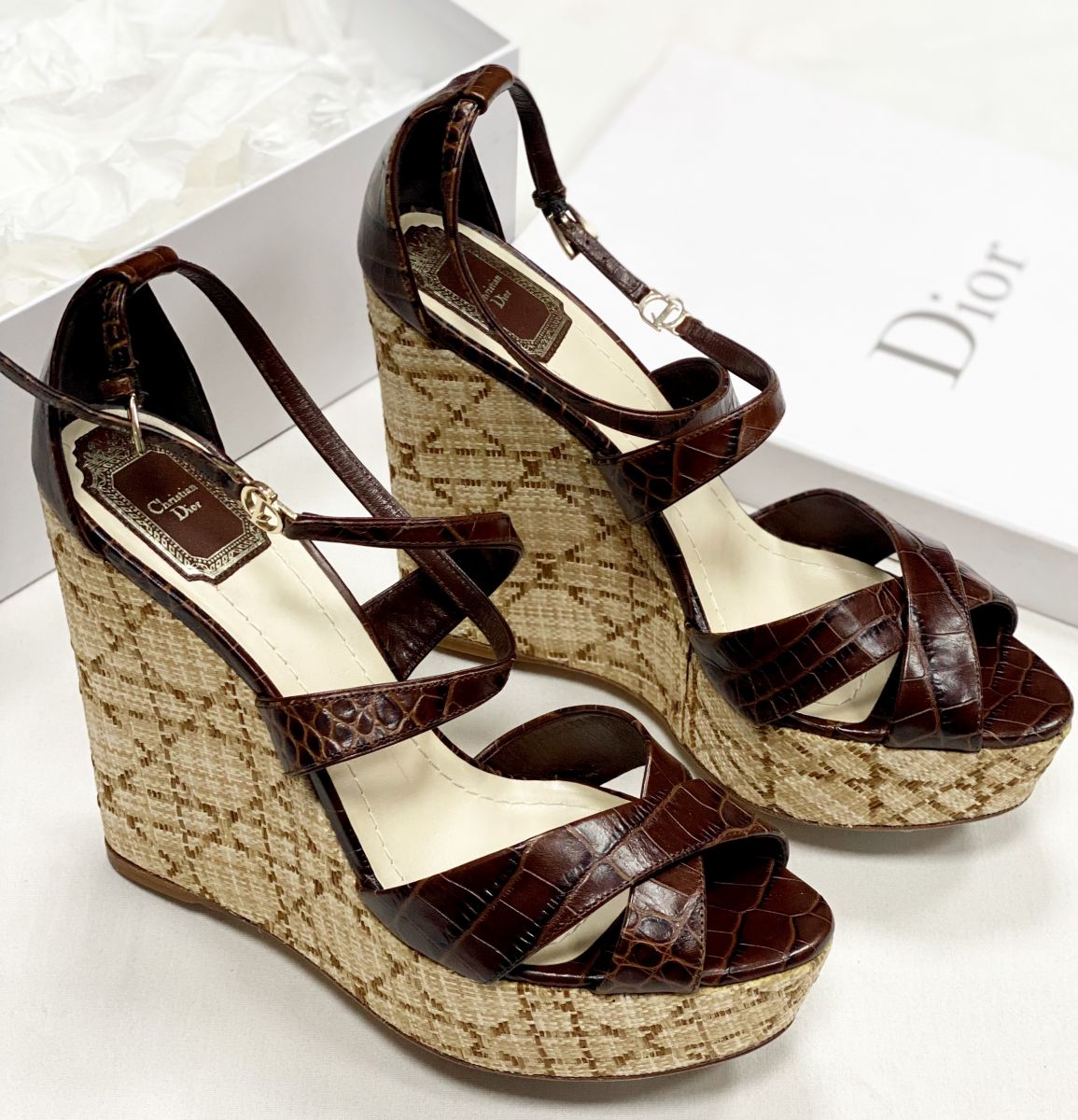 Босоножки Christian Dior размер 40 цена 23 483 руб