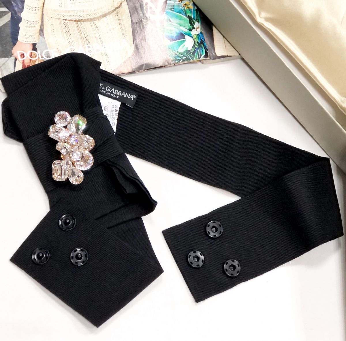 Пояс /камни/ Dolce Gabbana размер 42 цена 7 828 руб 