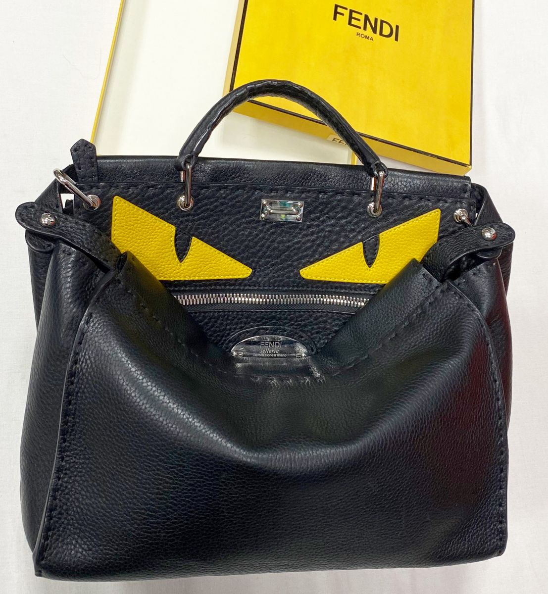 Сумка Fendi размер 30/20 цена 57 924 руб