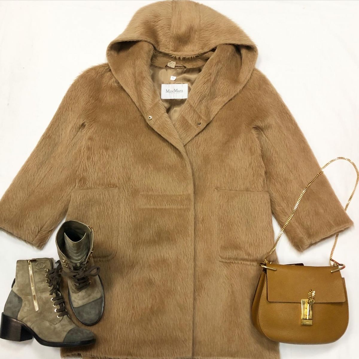 Пальто Max Mara размер 38 цена 30 770 руб Ботинки Chanel размер 40 цена 15 385 руб Сумка Chloe