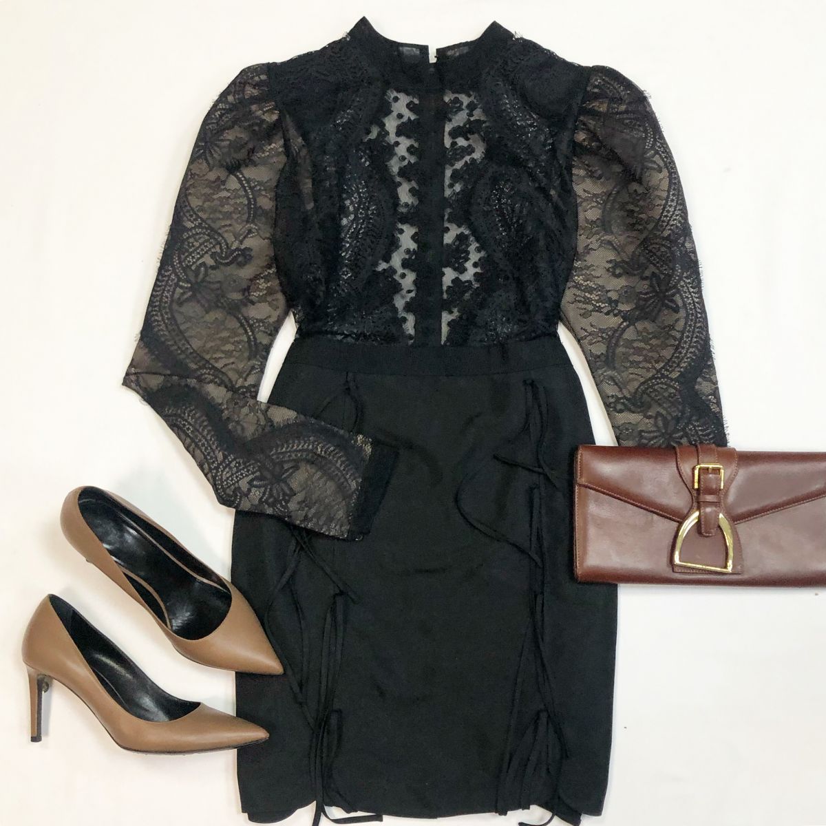 Платье/шитьё/ Self Portrait размер 12/8 цена 10 770 рубТуфли Saint Laurent размер 39 цена 15 385 рубКлатч Ralph Lauren