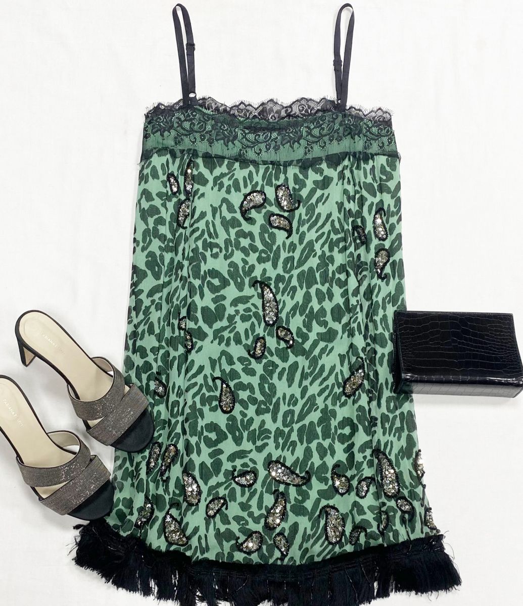 Платье/ пайетки/ Twinset размер XS цена 4 697 руб
Сабо / манили/ Fabiana Filippi размер 38 цена 39 138 руб
Клатч Alaïa 