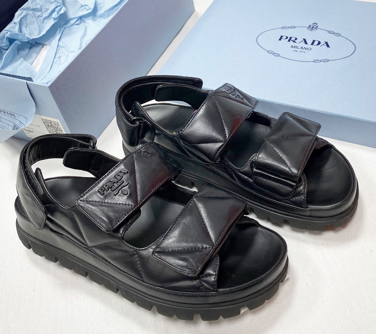
Сандали Prada размер 37.5 цена 46 965 руб 