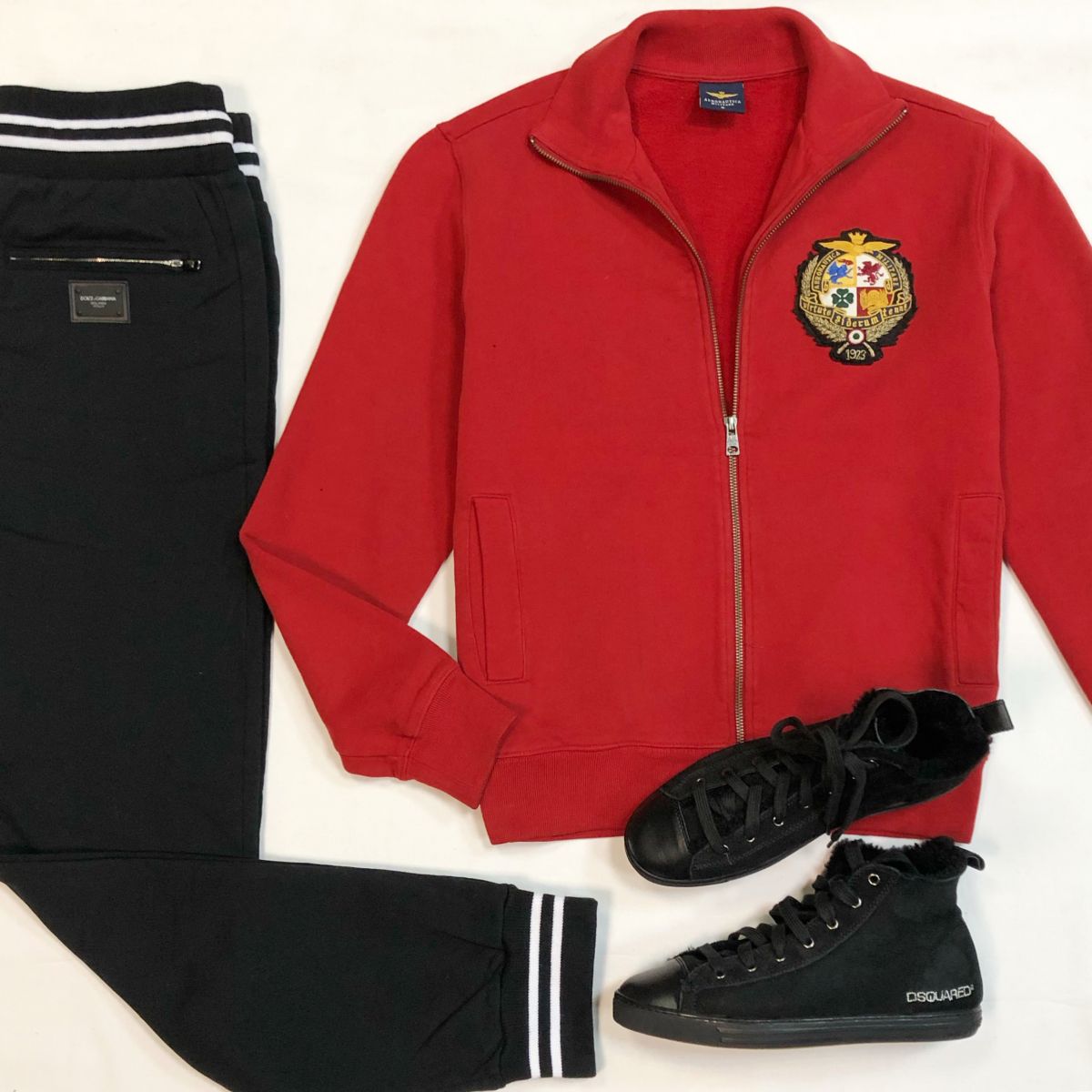 #mechtamen Брюки Dolce Gabbana размер 52 цена 7 693 рубТолстовка размер M цена 4 616 рубКеды Daquared размер 40 цена 10 770 руб