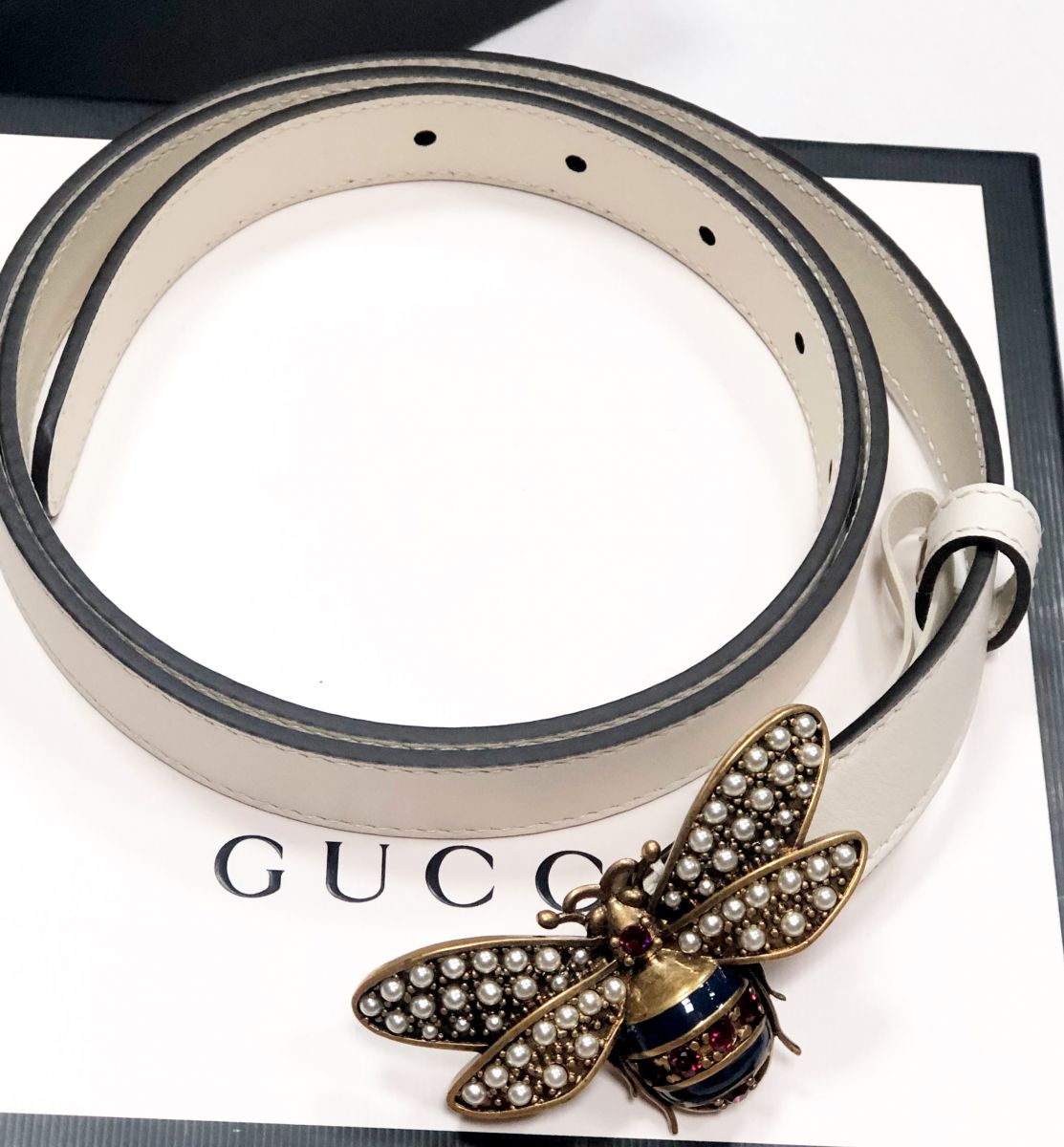 Ремень / камни/ Gucci  размер 95/38 цена 15 655 руб/ в коробке/
