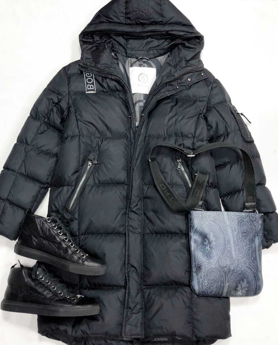 #mechtamen Пуховик Bogner размер 48 цена 62 620 руб
Кеды Balenciaga размер 44 цена 12 524 руб
Сумка ETRO