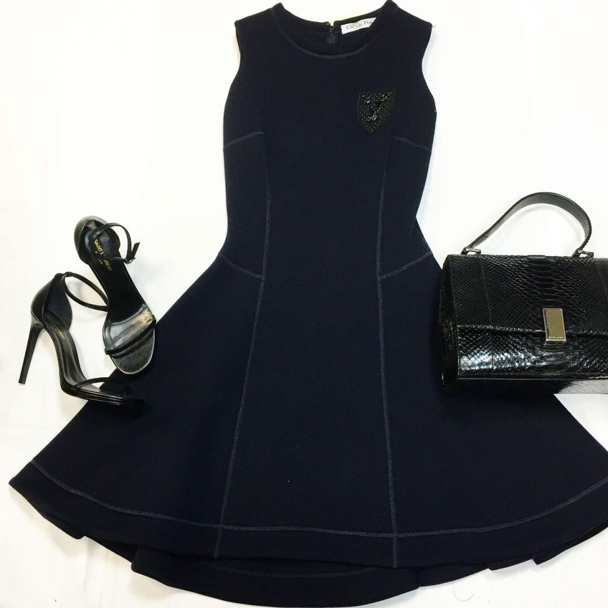 Платье Christian Dior размер 38/42 цена 30 770 руб Сумка Dolce Gabbana 