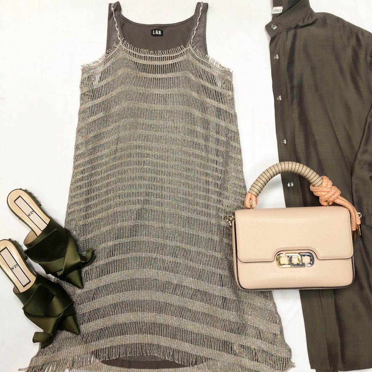Тройка /Майка+Платье+рубашка удлинённая/ L.G.B + La Perla + Missoni размер 42/44 цена 15 385 руб Сабо N21 размер 39 цена 15 385 руб Сумка Marc Jacobs