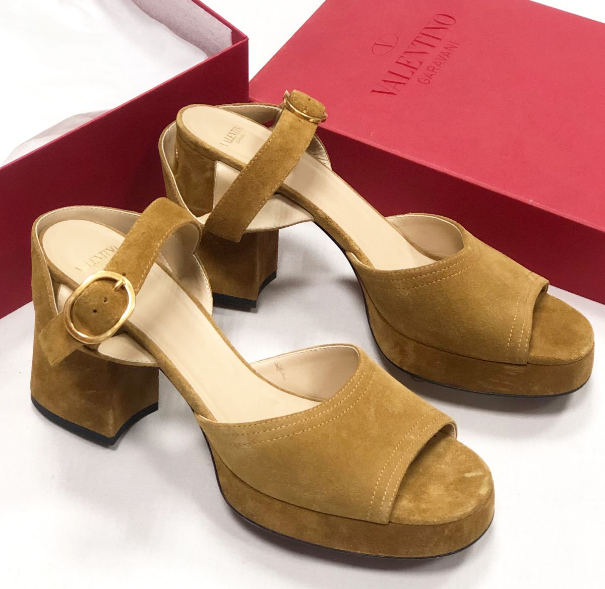 Босоножки Valentino размер 41 цена 46 965 руб