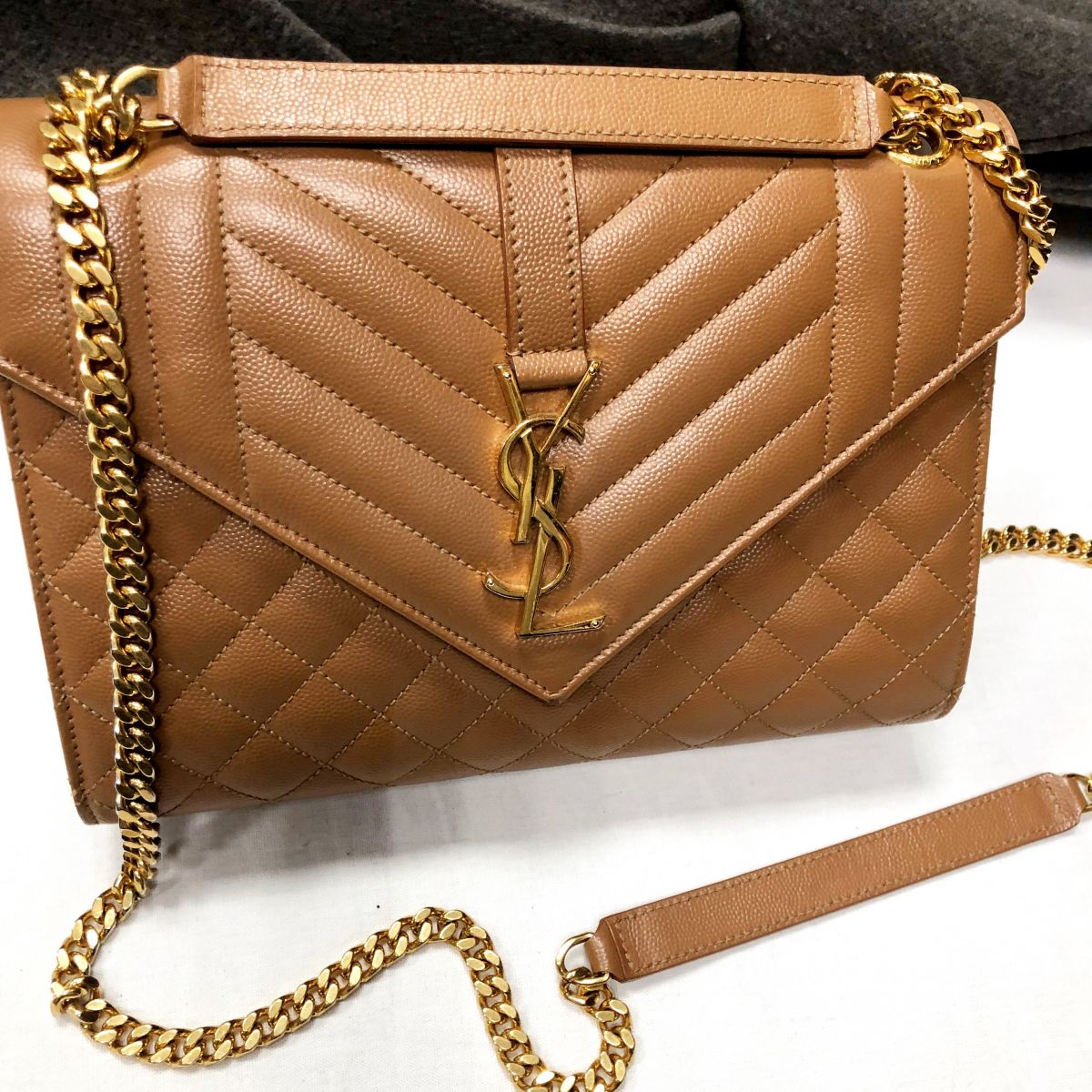 Сумка SAINT LAURENT цена 101 758 руб