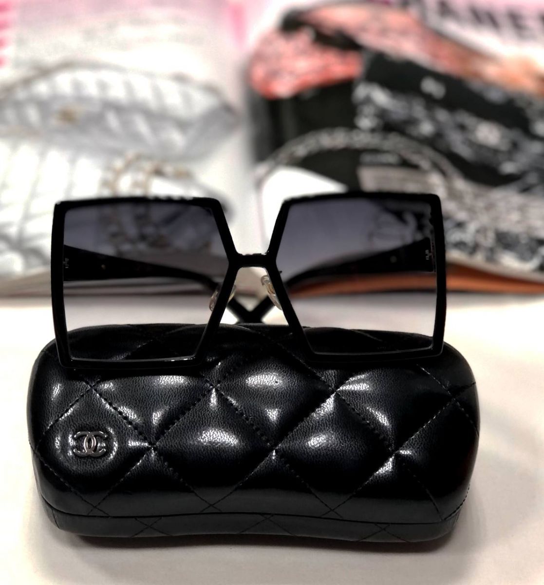 Очки CHANEL цена 23 484 руб