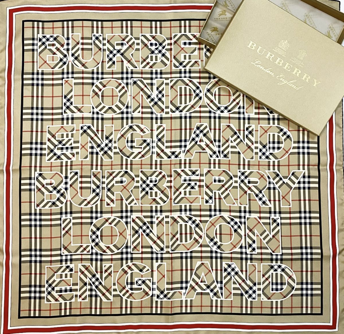 Платок / шёлк / Burberry размер 90/90 цена 20 000 руб / упаковка / 