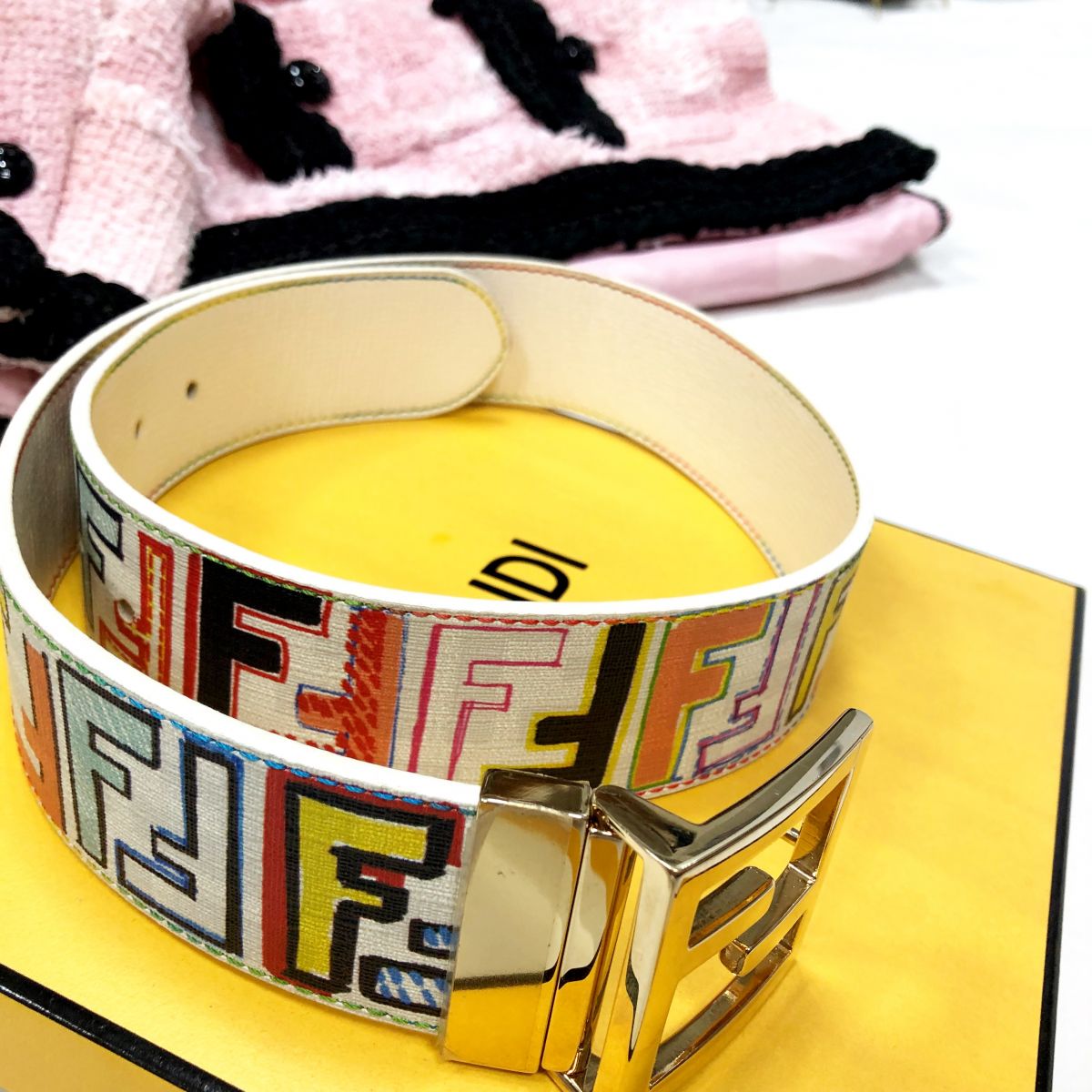 Ремень FENDI цена 23 483 руб