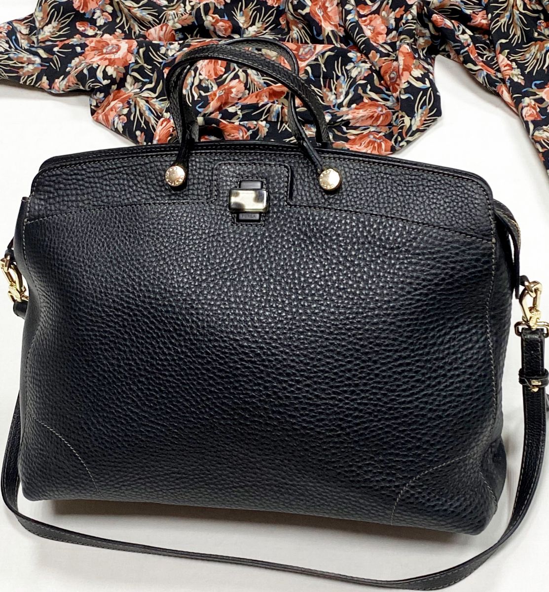Сумка Furla размер 35/25 цена 7 828 руб