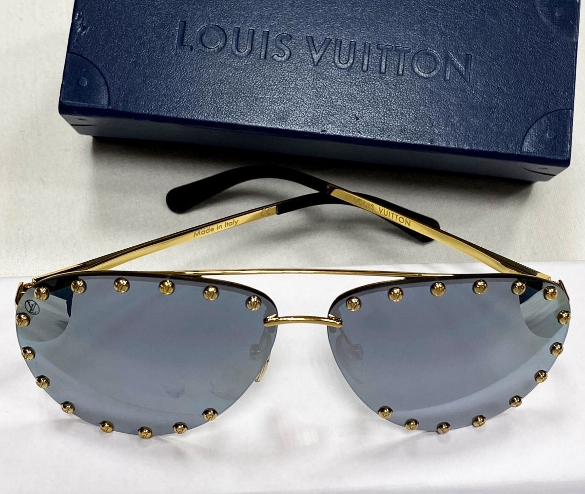 Очки Louis Vuitton цена 15 655 руб