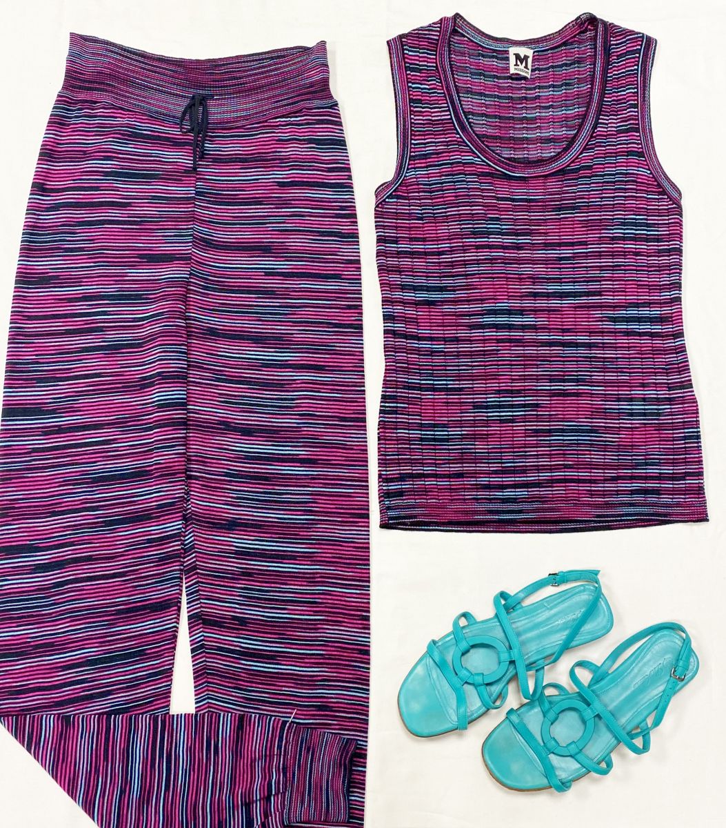 Костюм Missoni размер 38 цена 12 524 руб Босоножки  размер 36 цена 12 524 руб