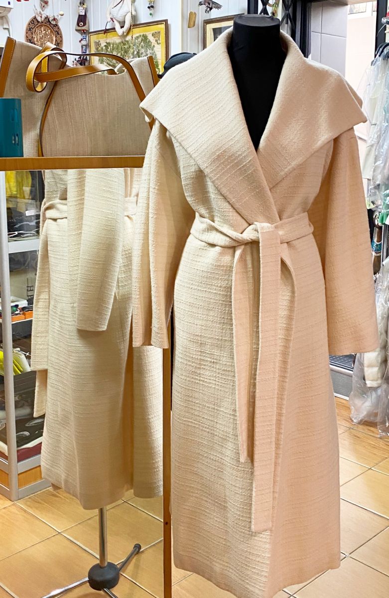 Пальто Christian Dior размер 44 цена 109 585 руб 