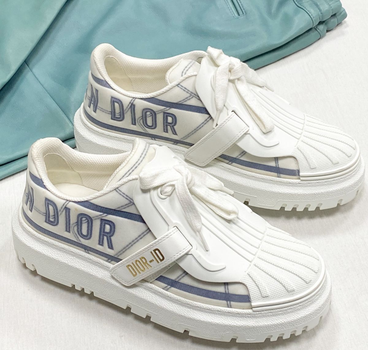 Кроссовки Christian Dior размер 38 цена 31 310 руб