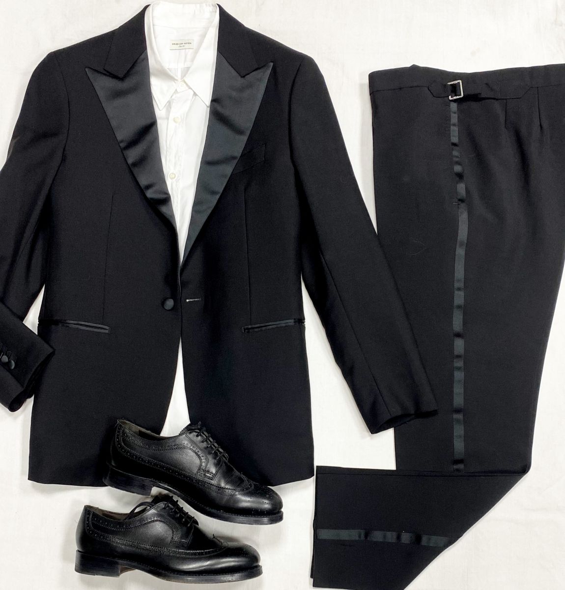 #mechtamen Костюм Tailor Mode размер M цена 7 693 руб
Ботинки Canali  размер 41 цена 10 770 руб