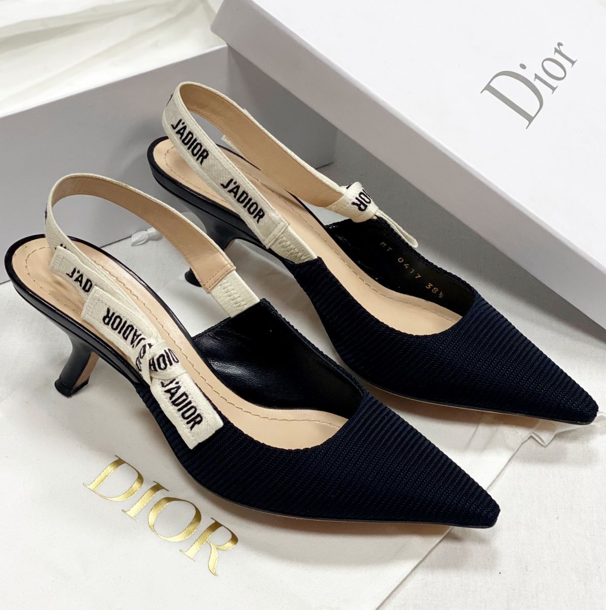 Босоножки Christian Dior размер 38.5 цена 39 138 руб
