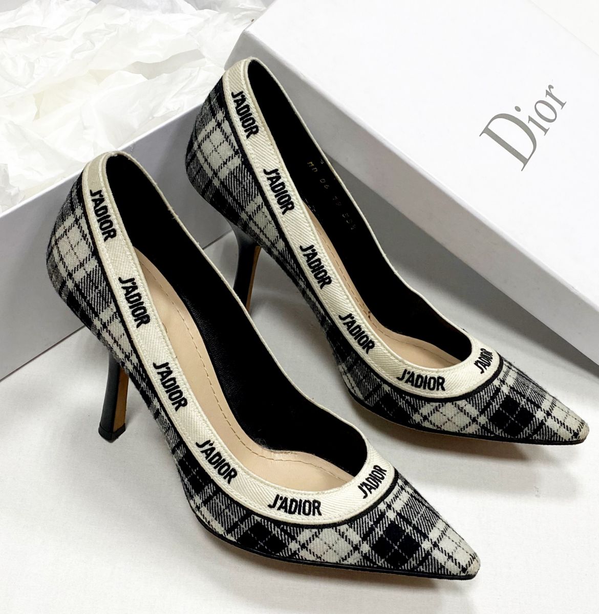 Туфли Christian Dior размер 38.5 цена 31 310 руб
