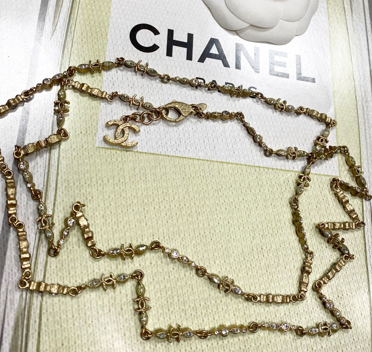 Колье Chanel цена 62 620 руб