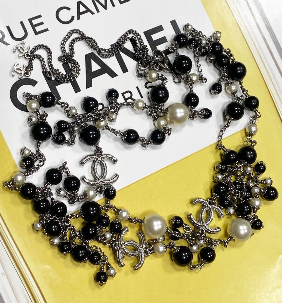 Бусы Chanel цена 78 275 руб