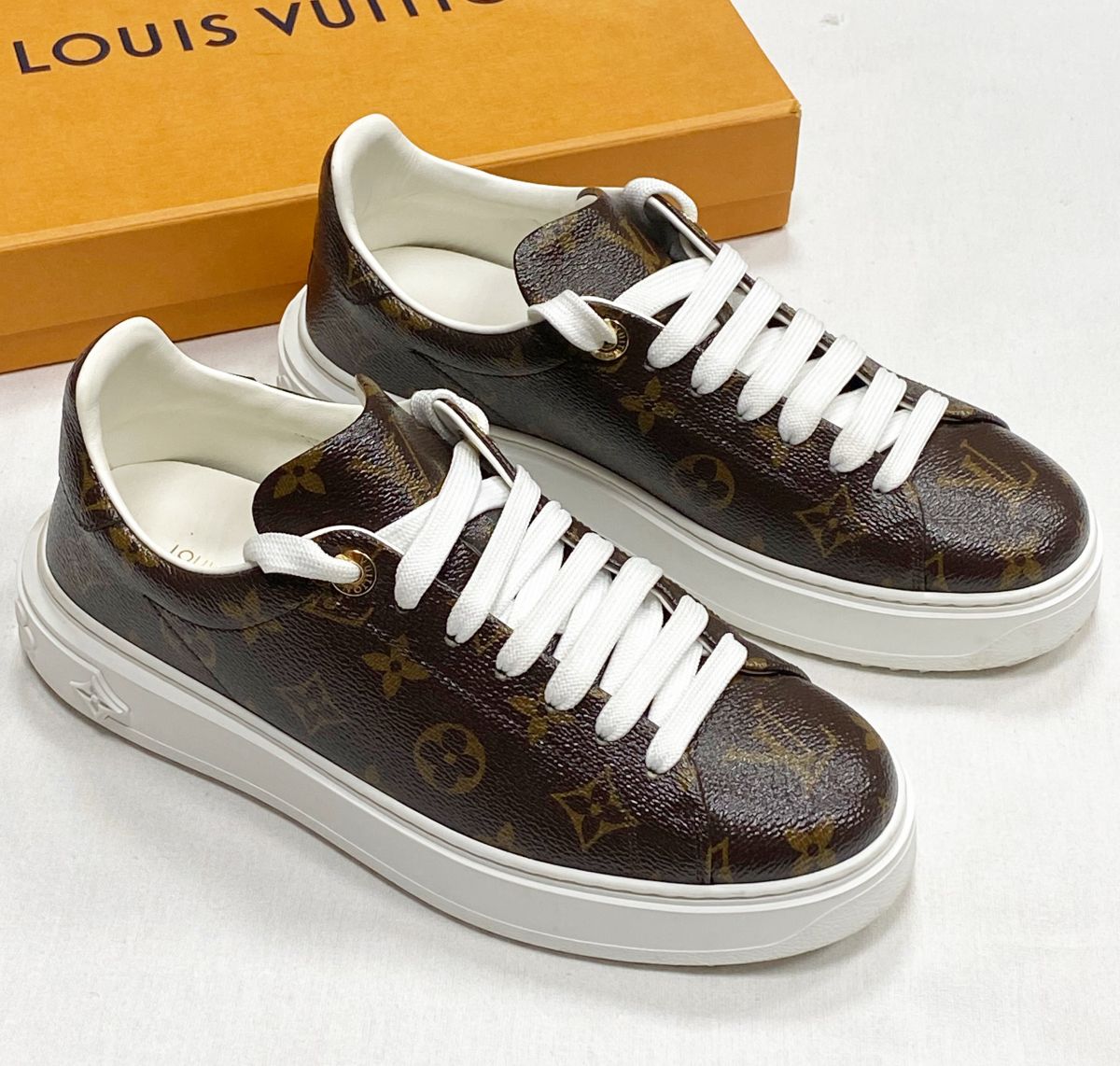 Кеды Louis Vuitton размер 38 цена 70 448 руб 