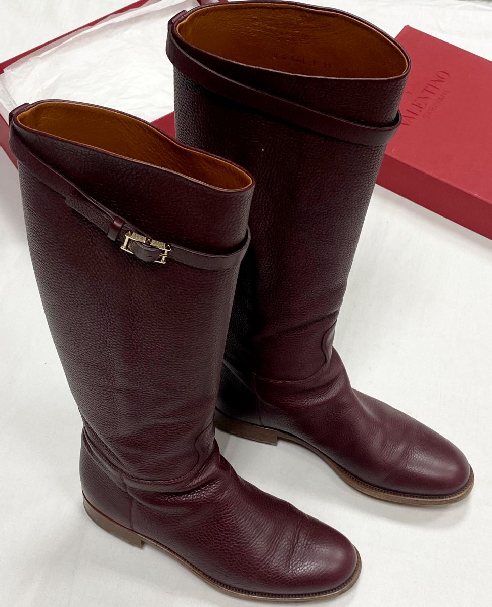 Сапоги Valentino размер 39 цена 15 655 руб
