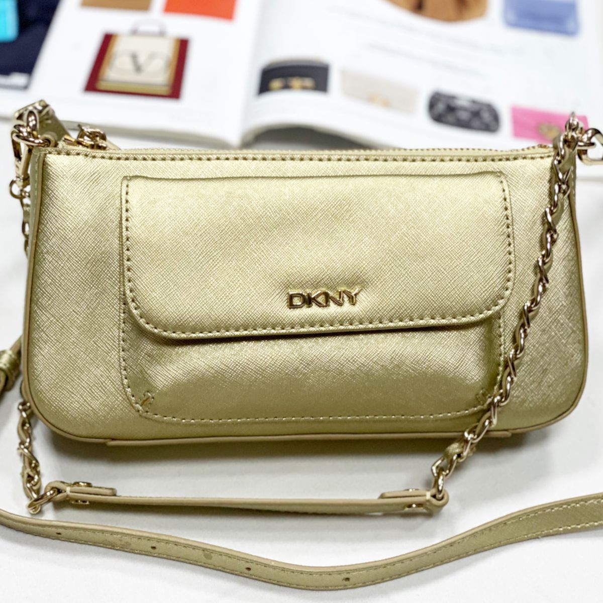 Сумочка DKNY размер 23/12 цена 10 959 руб 