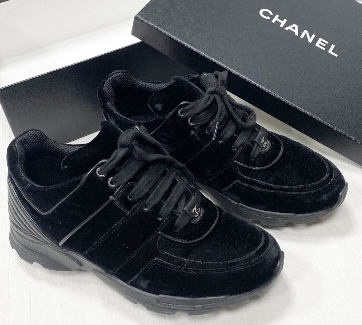 Кроссовки Chanel размер 37 цена 18 786 руб