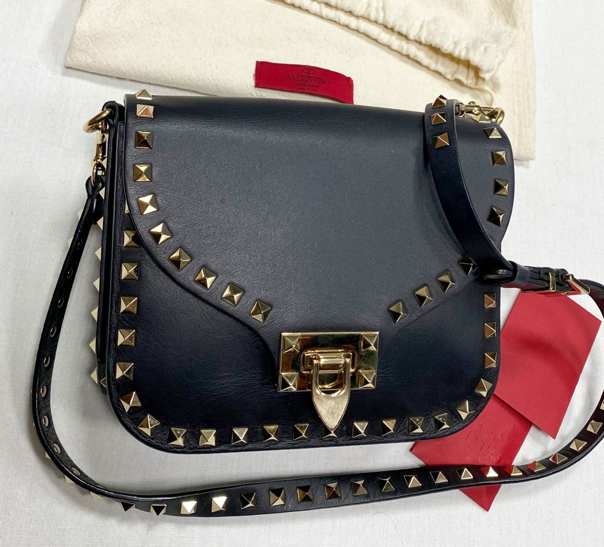 Сумка Valentino размер 20/15 цена 39 138 руб