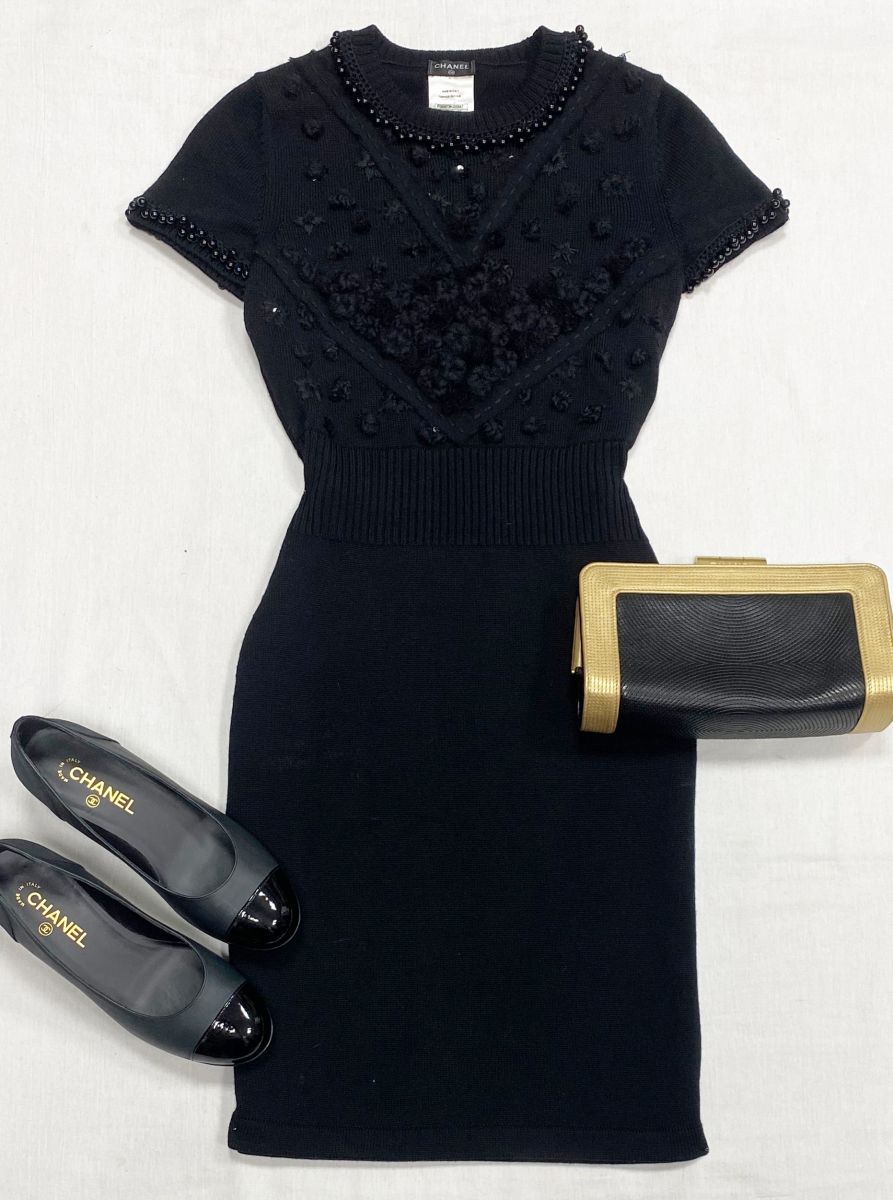 Платье Chanel размер 36 цена 26 614 руб
Туфли Chanel размер 38 цена 46 965 руб
Клатч Chanel