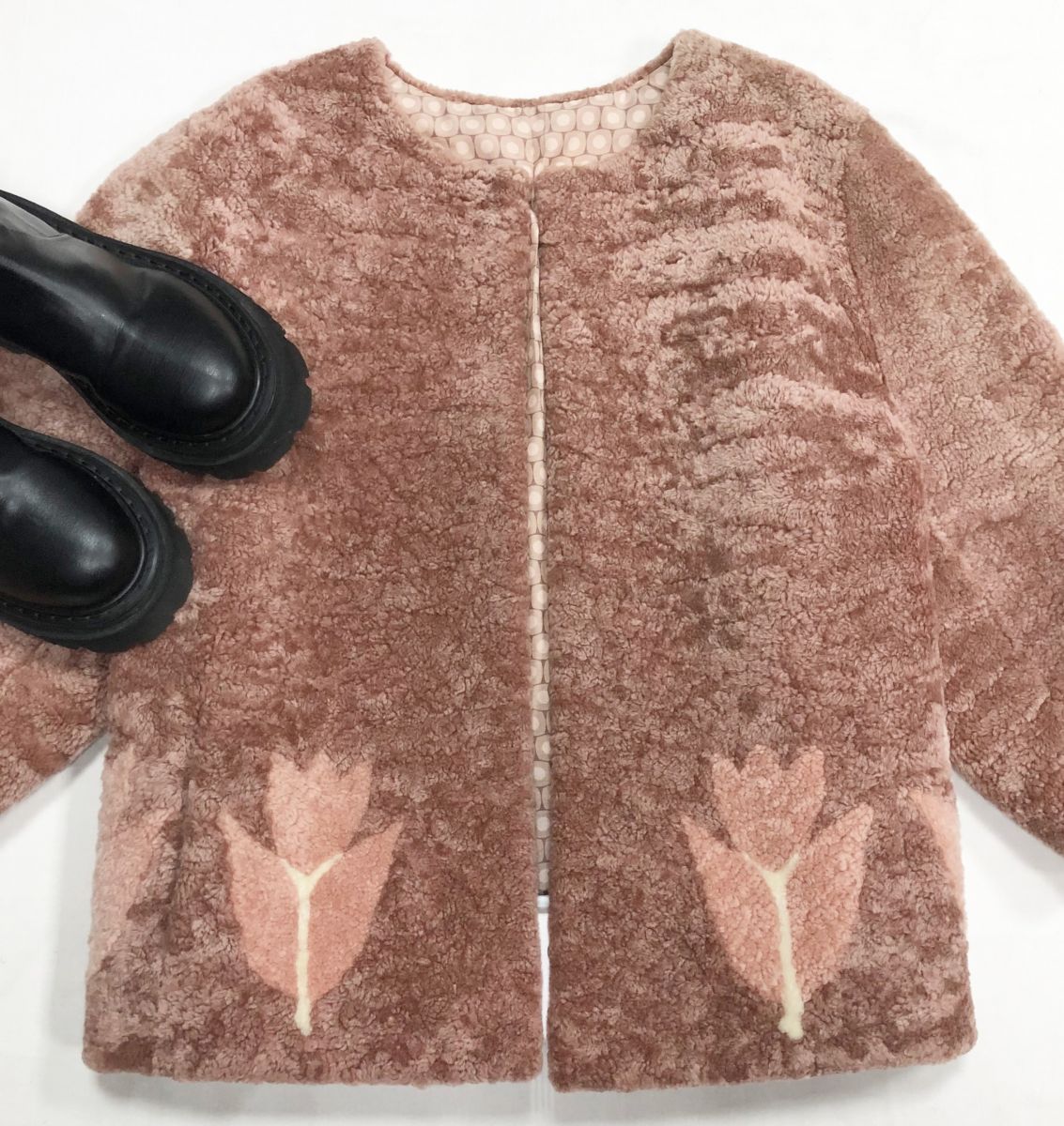 Шубка / овчина/ размер 42 цена 54 793 руб
