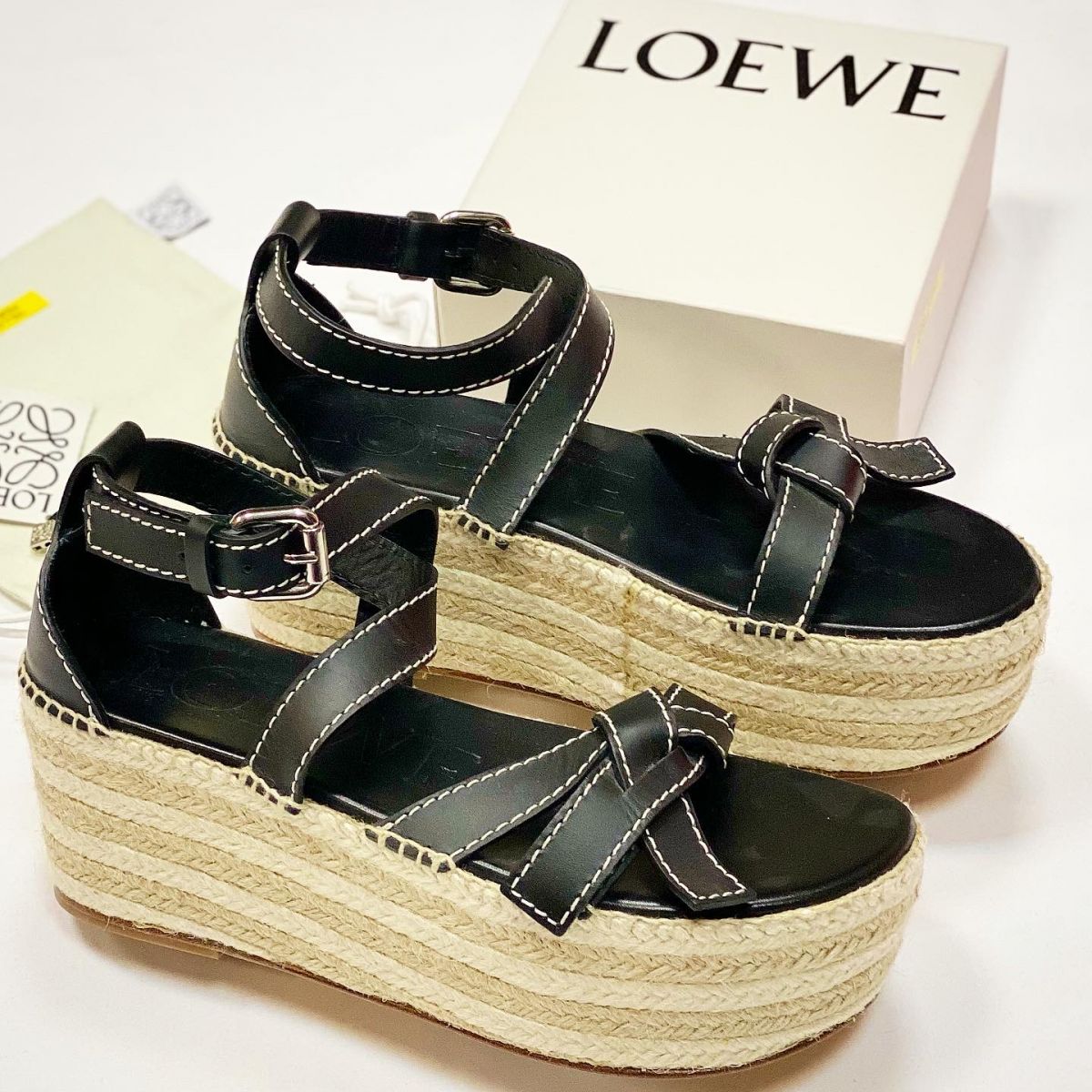 Босоножки Loewe размер 41 цена 15 385 руб 