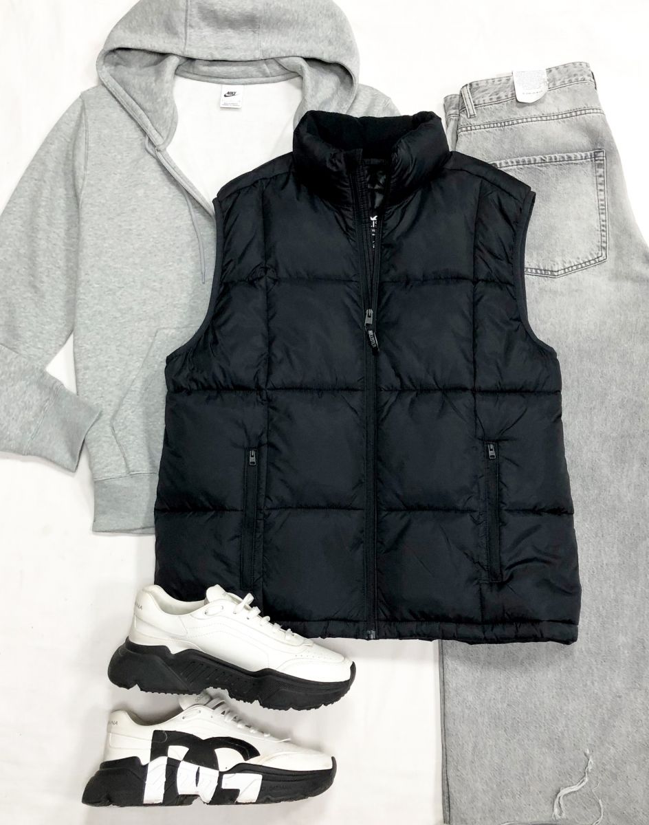 #mechtamen Толстовка Nike размер S цена 6 262 руб
Джинсы Icon размер 38 цена 6 262 руб
Жилет HOLLISTER размер XXL цена 10 959 руб
Кроссовки Dolce Gabbana размер 44 цена 23 483 руб