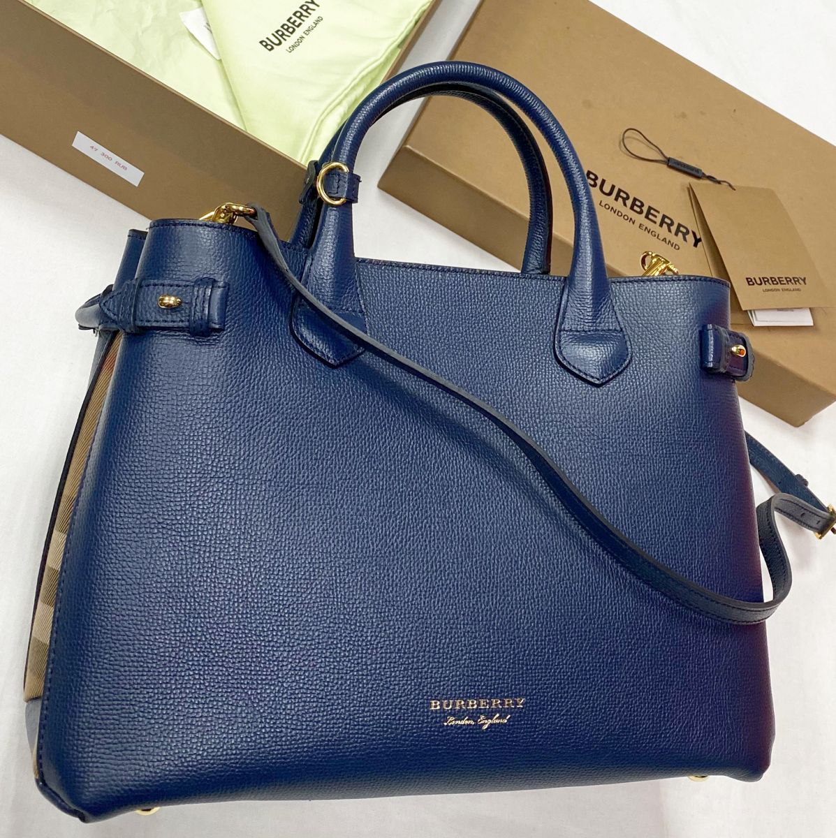 Сумка Burberry размер 30/25 цена 62 620 руб
