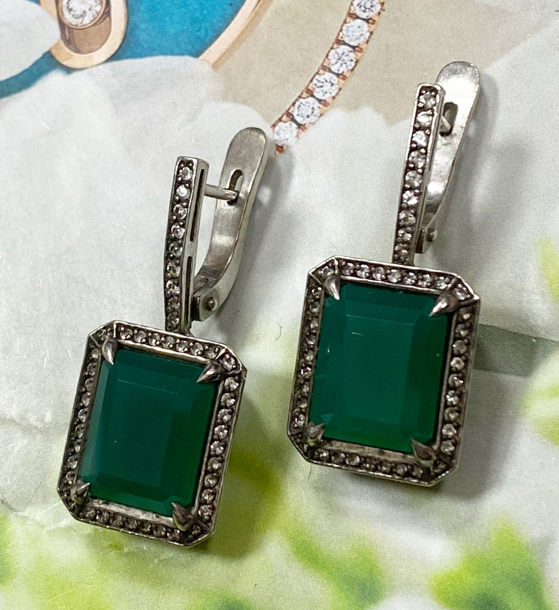 Серьги/ камни/ цена 31 310 руб
