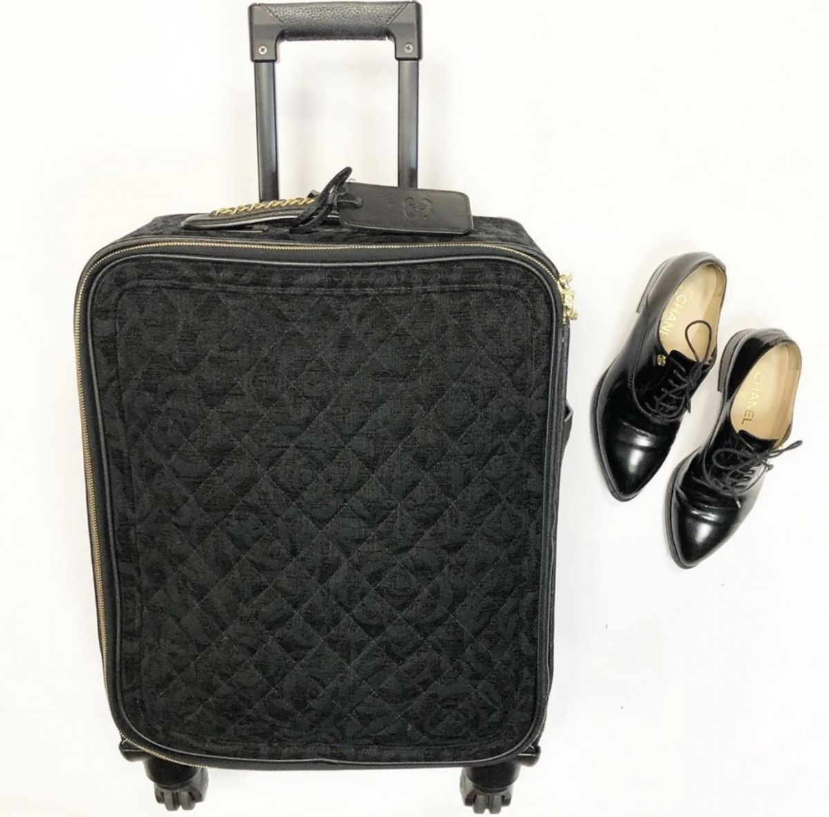 Чемодан Chanel размер 35x40 цена 123 847руб 