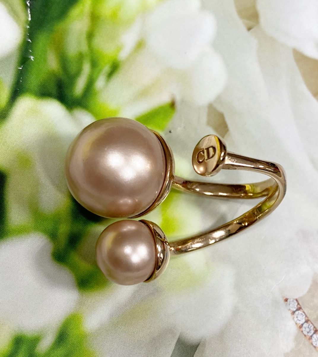 Кольцо Dior цена 23 483 руб 