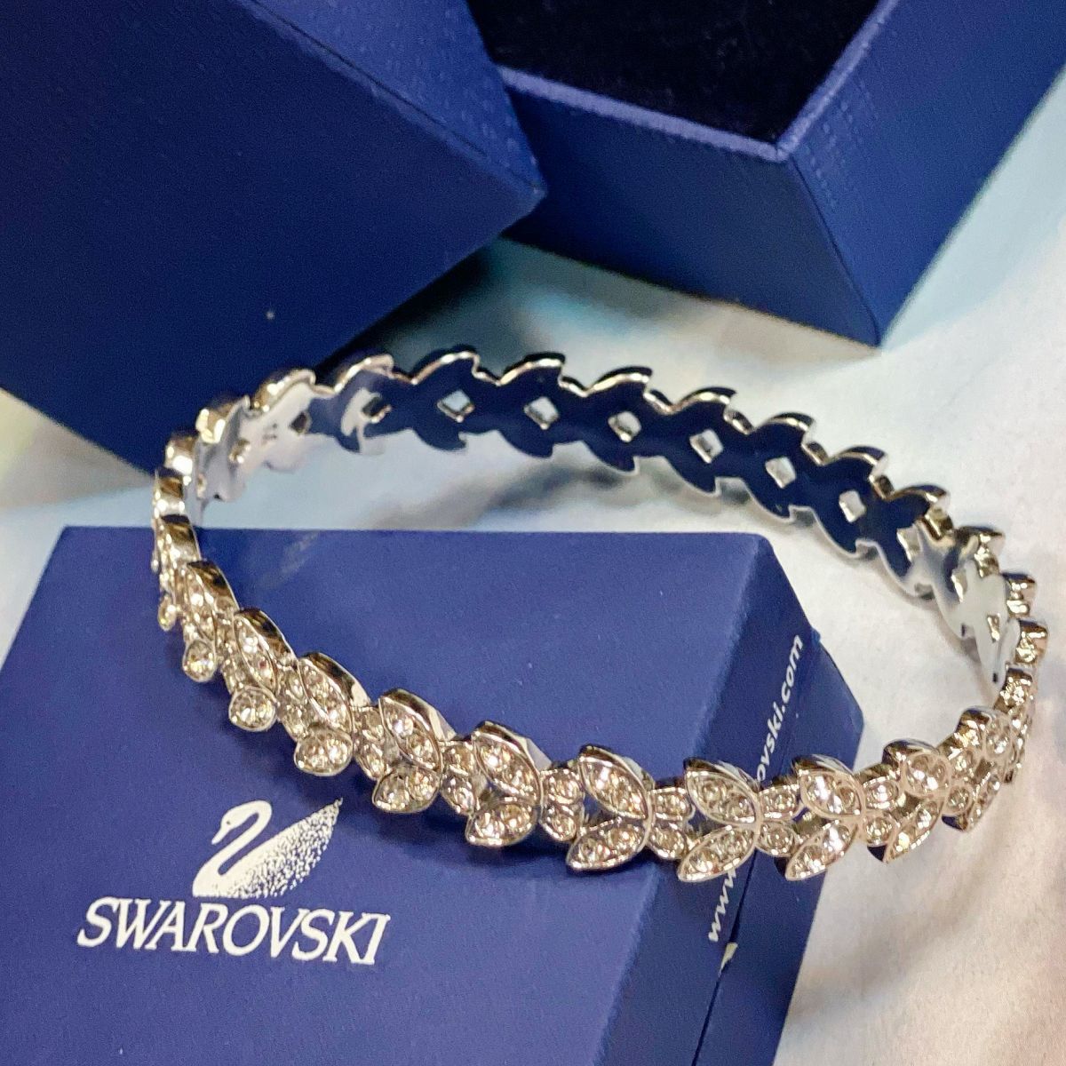 Браслет Swarovski цена 9 231 руб 