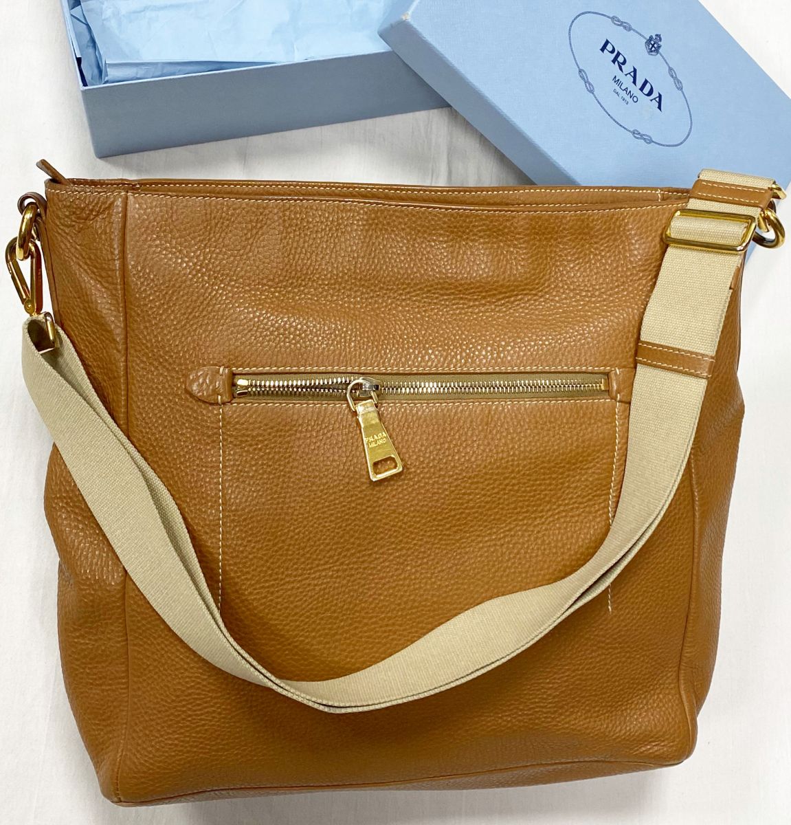 Сумка Prada размер 30/30 цена 39 138 руб