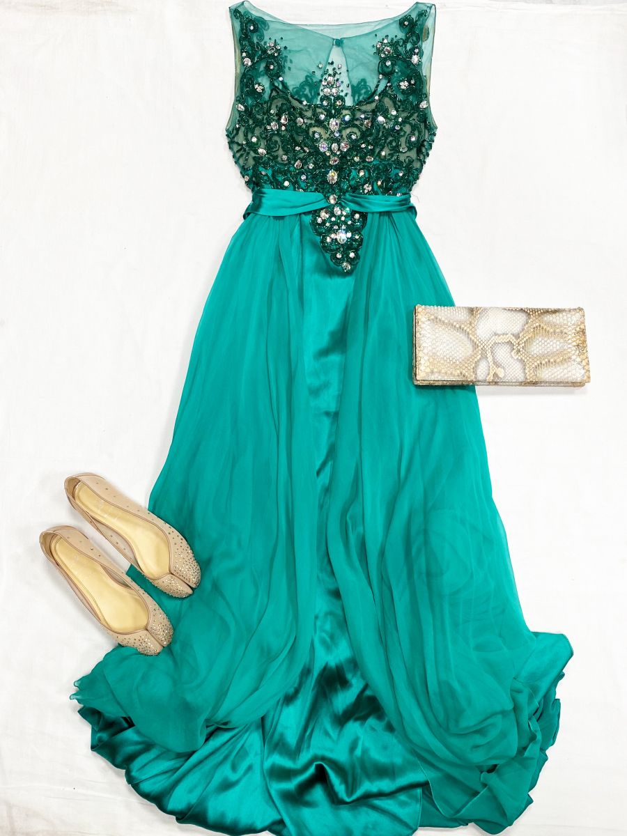 Платье/ камни/ Zuhair Murad размер 40 цена 62 620 руб
Балетки Louboutin размер 39 цена 46 965 руб
Клатч Christian Dior 