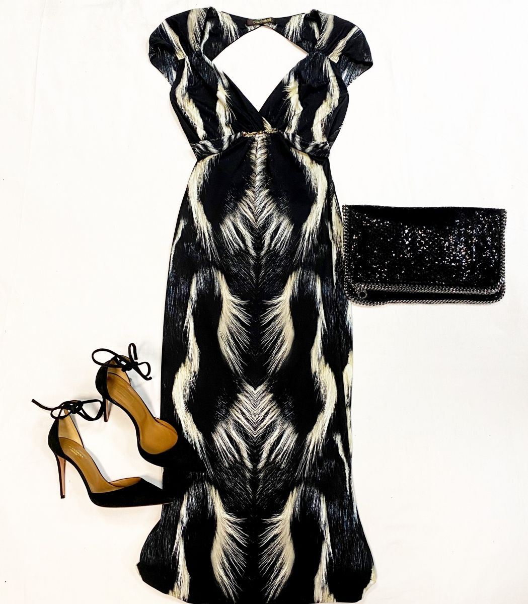 Платье Roberto Cavalli размер 44 цена 7 693 руб
Туфли Aquazzura размер 36 цена 13 847 руб
Клатч Stella McCartney 