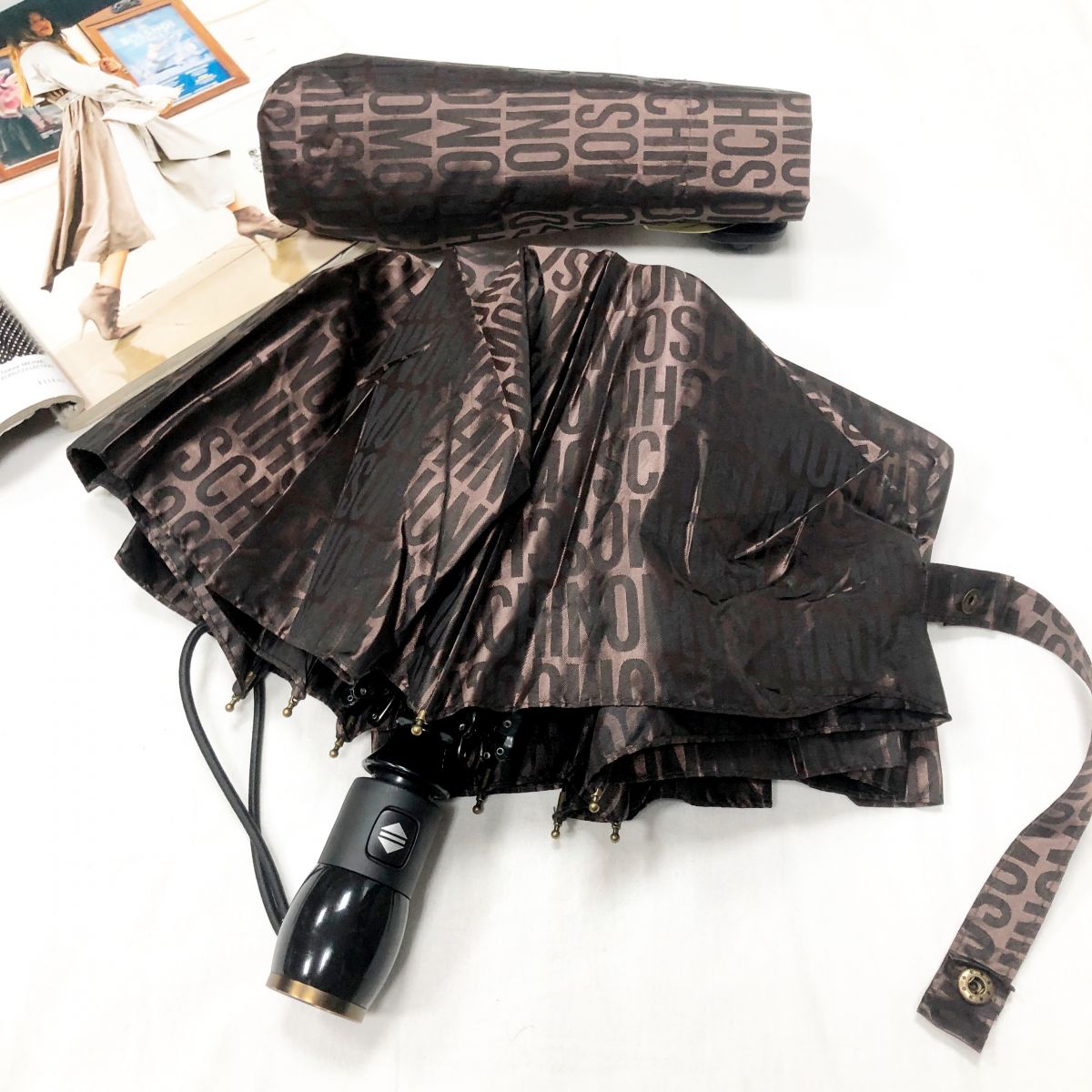 Зонт MOSCHINO цена 9 393 руб