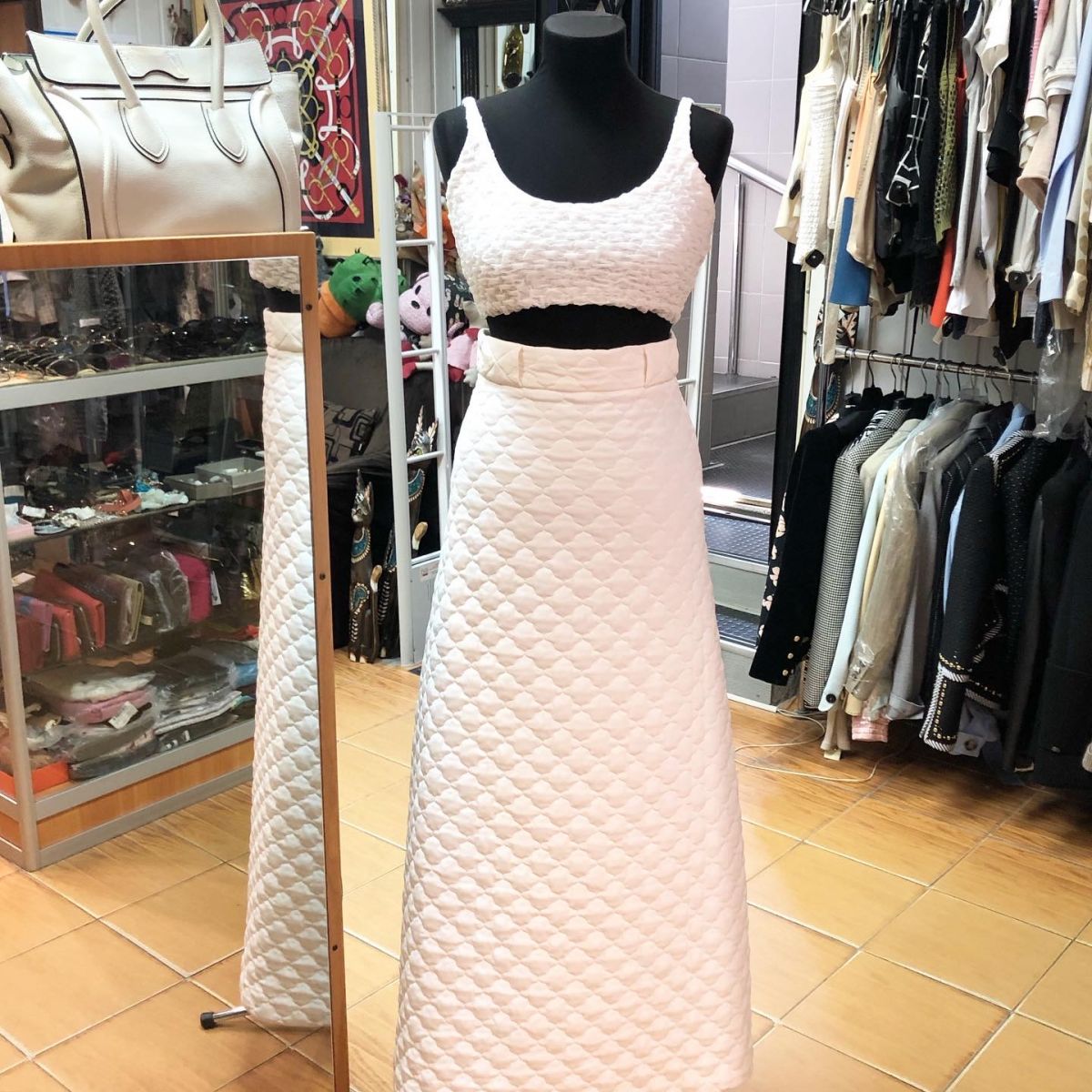 Костюм Топ+ Юбка Fendi размер 44 цена 38 463 руб/с биркой/ 