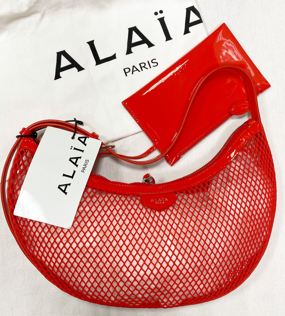 Сумочка Alaïa размер 30/15 цена 82 973 руб / новая /