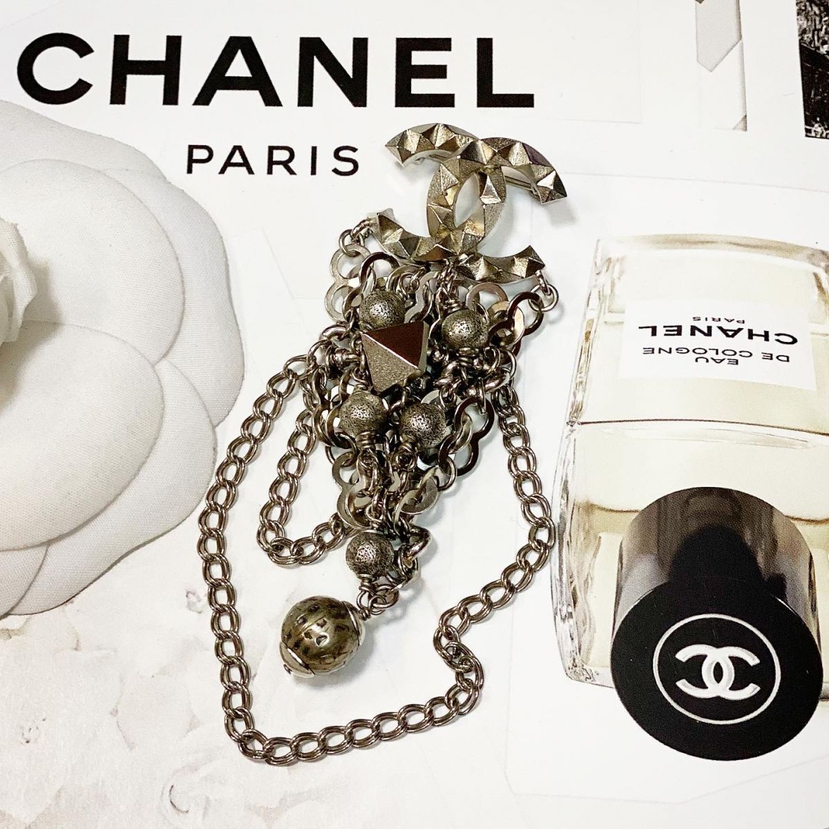 Брошка Chanel цена 46 155 руб 