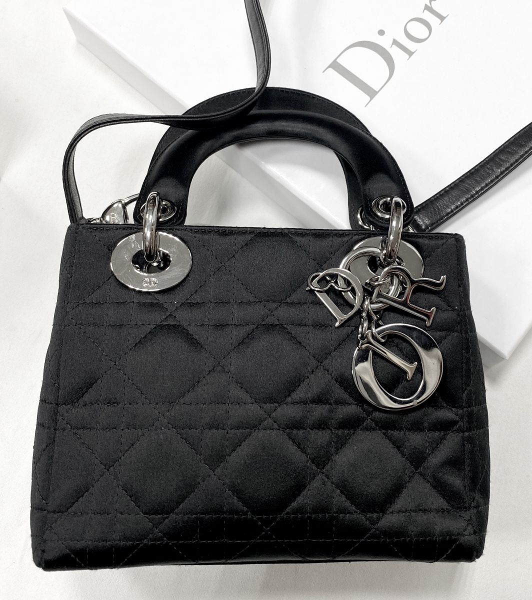 Сумка Christian Dior размер 18/14 цена 78 275 руб